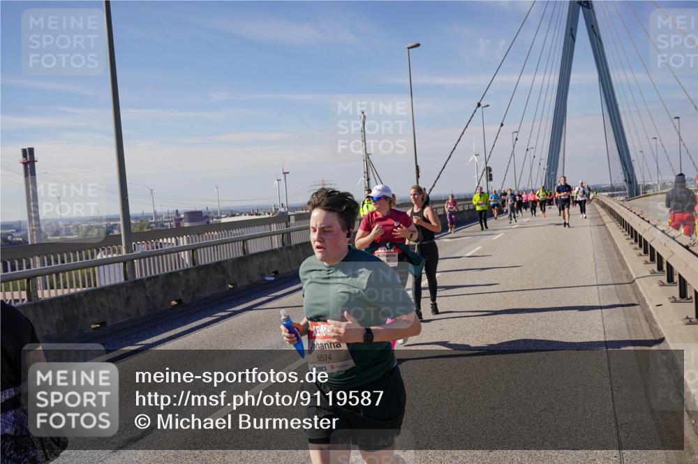 03.10.2025 - Köhlbrandbrückenlauf Michael Burmester http://msf.ph/oto/9119587 03.10.2025 13:00:53 Position 2 5574 meine-sportfotos.de