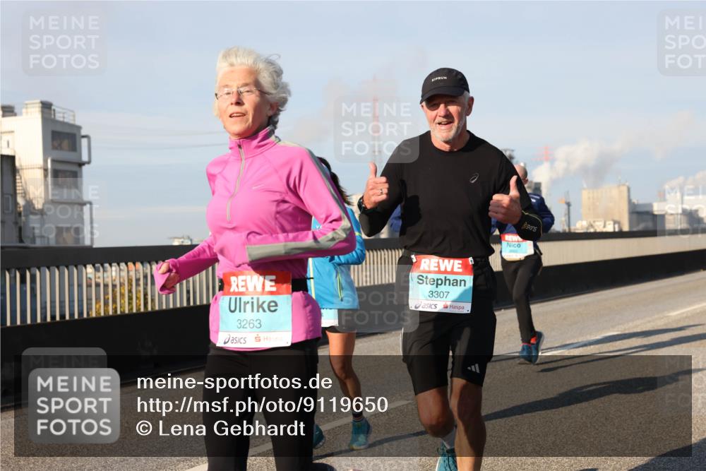 03.10.2025 - Köhlbrandbrückenlauf Lena Gebhardt http://msf.ph/oto/9119650 03.10.2025 09:45:32 Position 2 3263, 3307 meine-sportfotos.de
