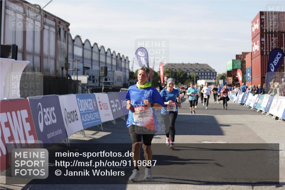 03.10.2025 - Köhlbrandbrückenlauf Jannik Wohlers http://msf.ph/oto/9119687 03.10.2025 13:35:07 Ziel 5360, 5427, 5557, 5604, 6265, 6434 meine-sportfotos.de