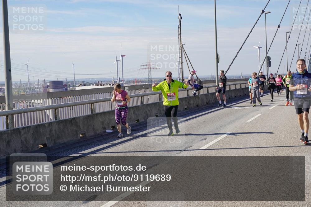 03.10.2025 - Köhlbrandbrückenlauf Michael Burmester http://msf.ph/oto/9119689 03.10.2025 13:00:59 Position 2  meine-sportfotos.de