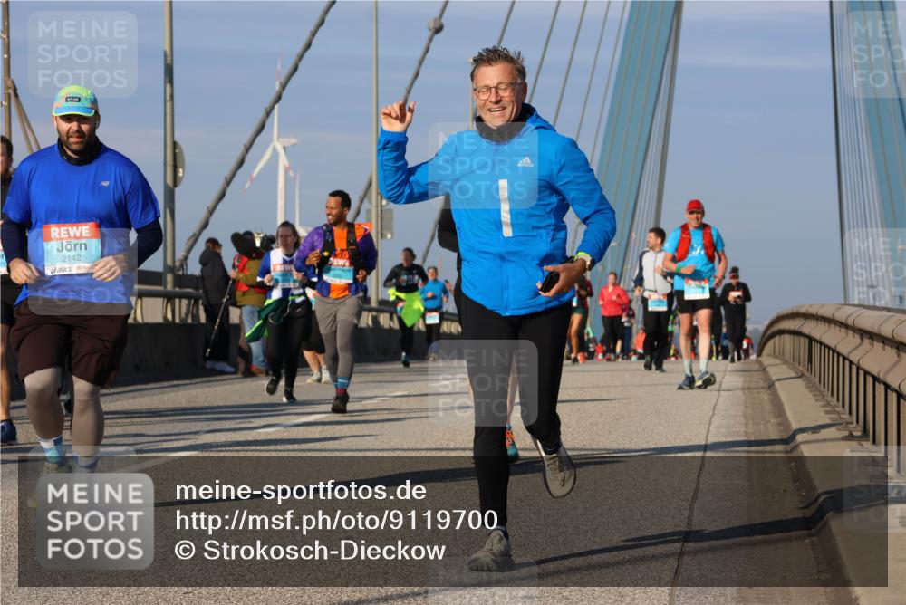 03.10.2025 - Köhlbrandbrückenlauf Strokosch-Dieckow http://msf.ph/oto/9119700 03.10.2025 09:53:49 Position 2 2142 meine-sportfotos.de
