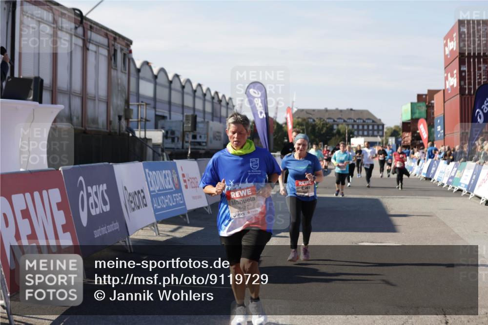 03.10.2025 - Köhlbrandbrückenlauf Jannik Wohlers http://msf.ph/oto/9119729 03.10.2025 13:35:08 Ziel 5360, 5427, 5557, 5604, 6265 meine-sportfotos.de