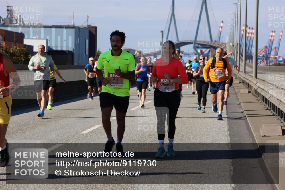 03.10.2025 - Köhlbrandbrückenlauf Strokosch-Dieckow http://msf.ph/oto/9119730 03.10.2025 12:57:28 Position 3 5869, 5866 meine-sportfotos.de