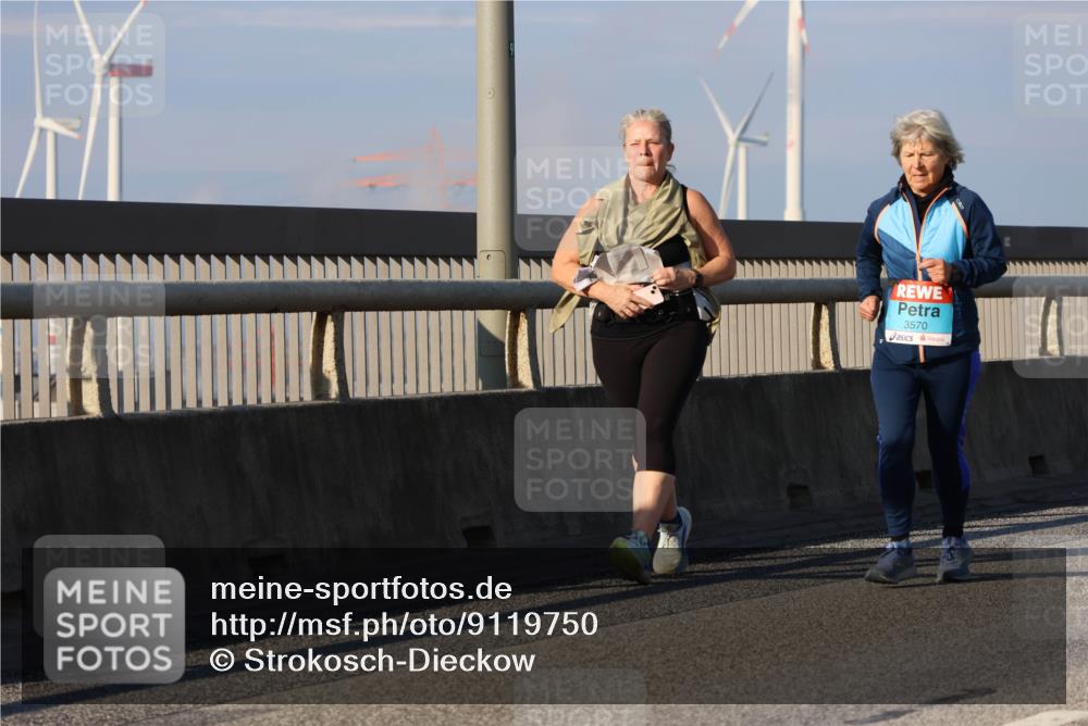 03.10.2025 - Köhlbrandbrückenlauf Strokosch-Dieckow http://msf.ph/oto/9119750 03.10.2025 09:53:58 Position 2 3570 meine-sportfotos.de