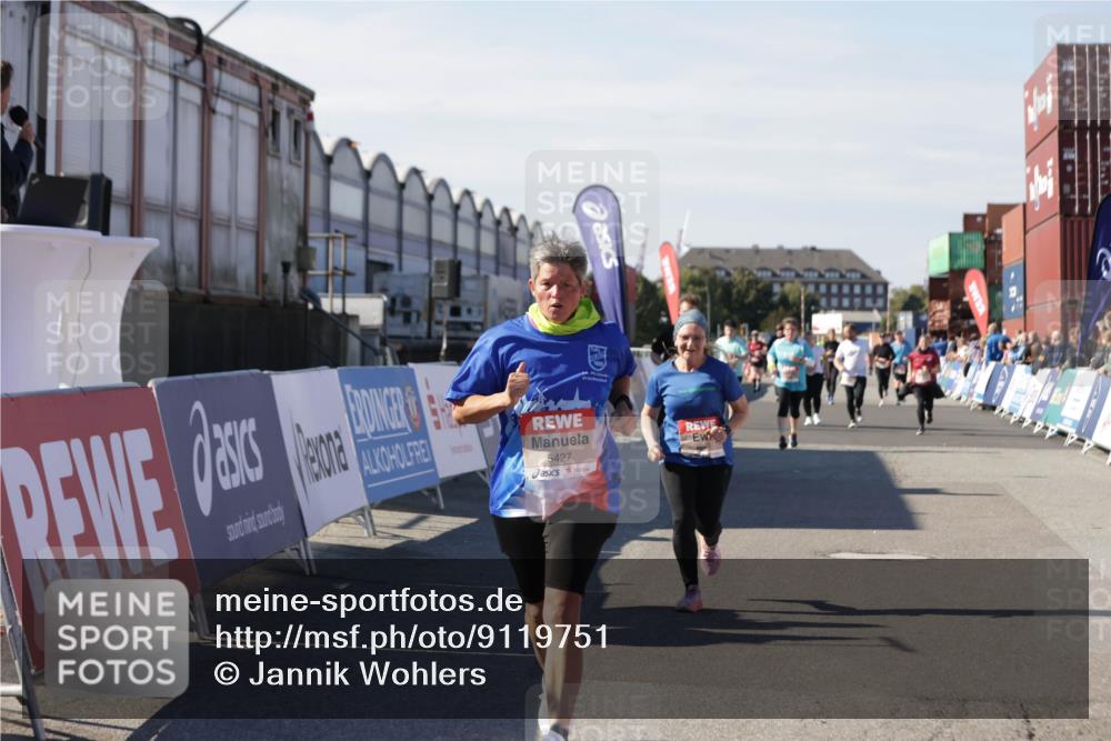 03.10.2025 - Köhlbrandbrückenlauf Jannik Wohlers http://msf.ph/oto/9119751 03.10.2025 13:35:08 Ziel 5360, 5427, 5557, 5604, 6265 meine-sportfotos.de
