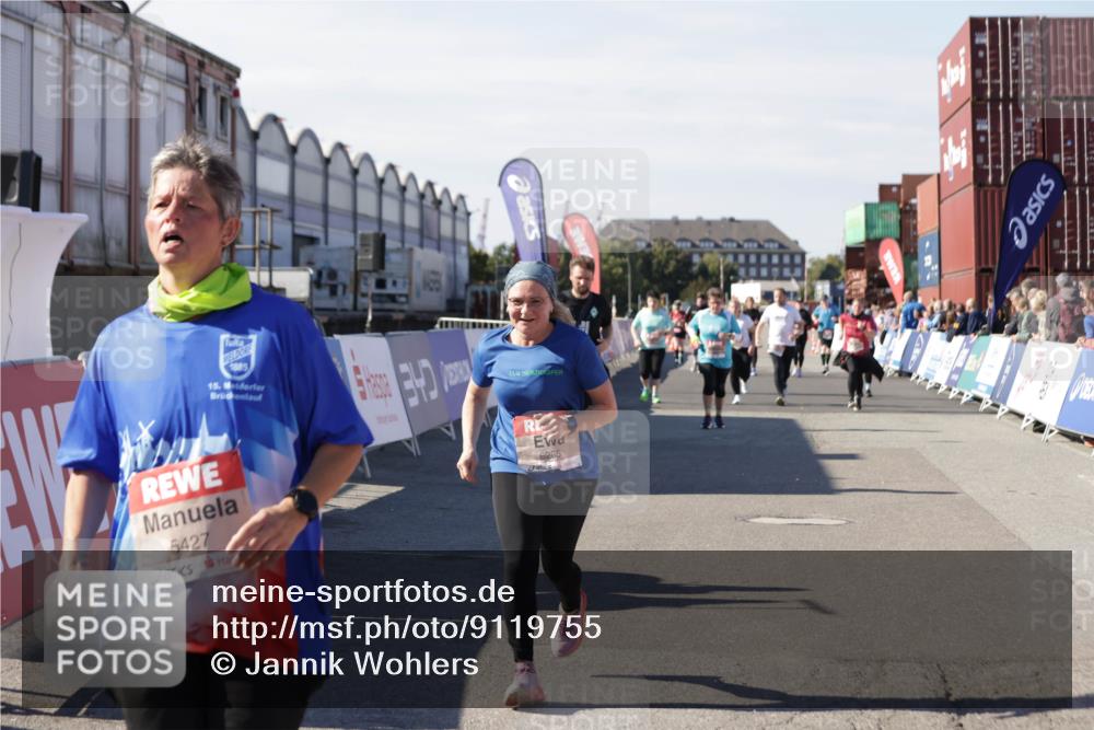 03.10.2025 - Köhlbrandbrückenlauf Jannik Wohlers http://msf.ph/oto/9119755 03.10.2025 13:35:09 Ziel 5360, 5427, 5557, 5604, 6265 meine-sportfotos.de