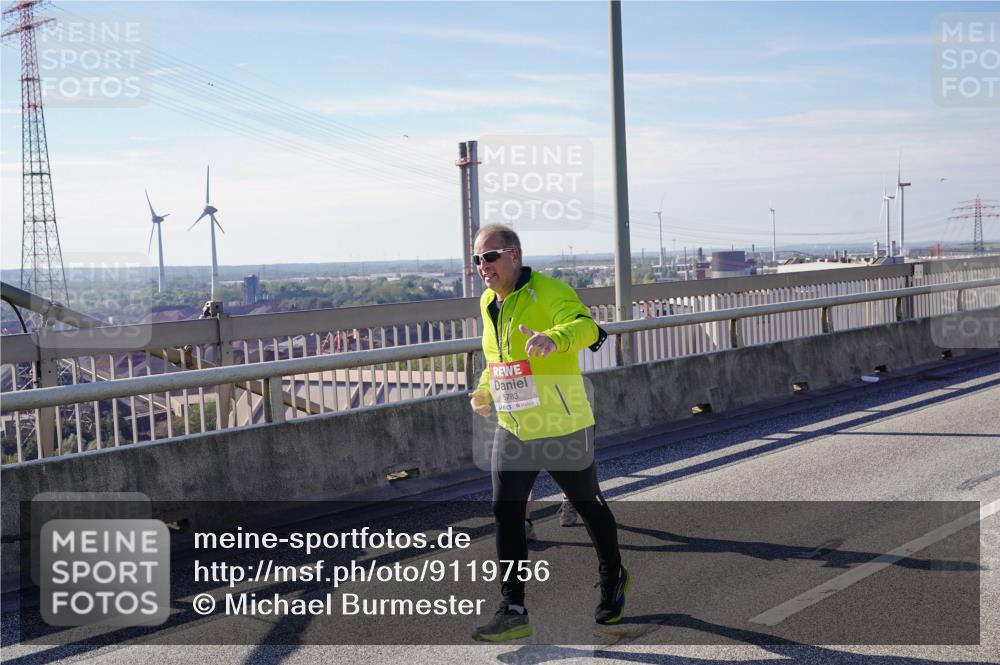 03.10.2025 - Köhlbrandbrückenlauf Michael Burmester http://msf.ph/oto/9119756 03.10.2025 13:01:02 Position 2 5783 meine-sportfotos.de
