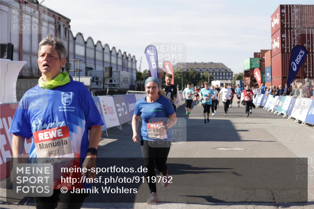 03.10.2025 - Köhlbrandbrückenlauf Jannik Wohlers http://msf.ph/oto/9119762 03.10.2025 13:35:09 Ziel 5360, 5427, 5557, 5604, 6265 meine-sportfotos.de