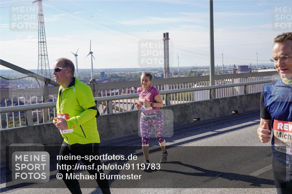 03.10.2025 - Köhlbrandbrückenlauf Michael Burmester http://msf.ph/oto/9119783 03.10.2025 13:01:02 Position 2 560 meine-sportfotos.de