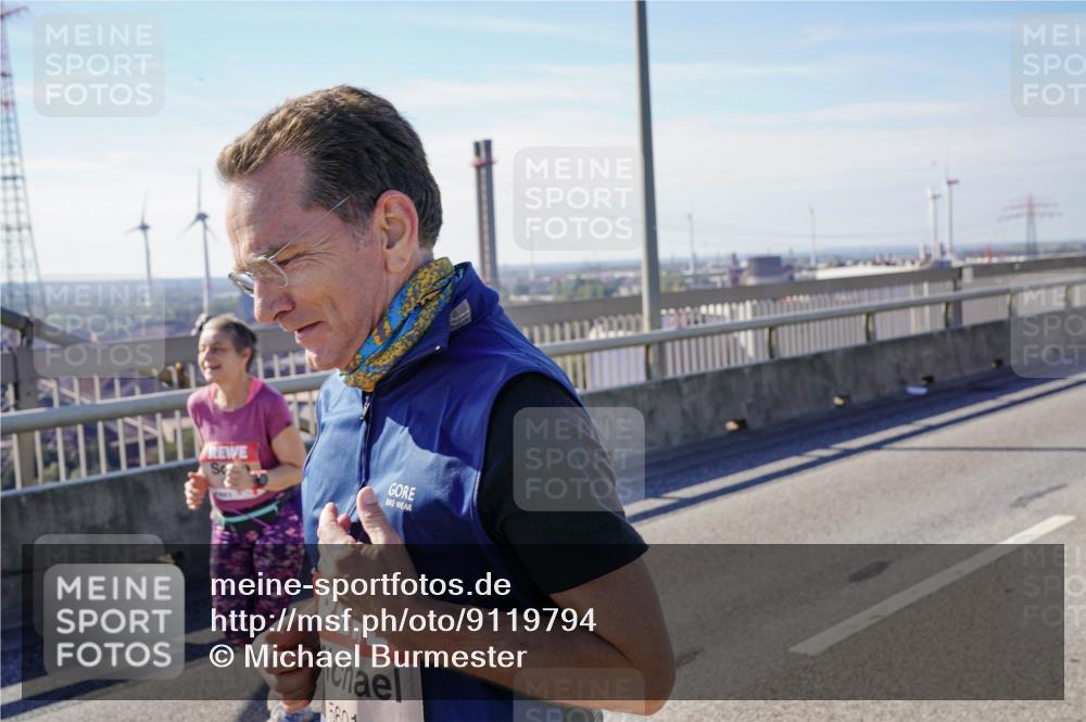 03.10.2025 - Köhlbrandbrückenlauf Michael Burmester http://msf.ph/oto/9119794 03.10.2025 13:01:03 Position 2  meine-sportfotos.de