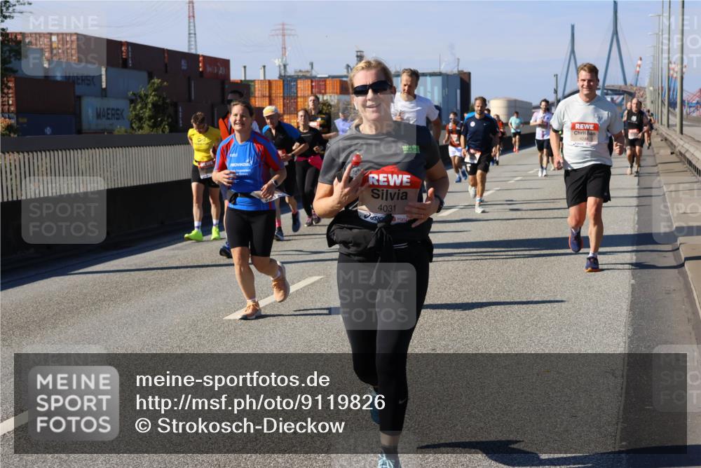 03.10.2025 - Köhlbrandbrückenlauf Strokosch-Dieckow http://msf.ph/oto/9119826 03.10.2025 12:57:37 Position 3 4031 meine-sportfotos.de