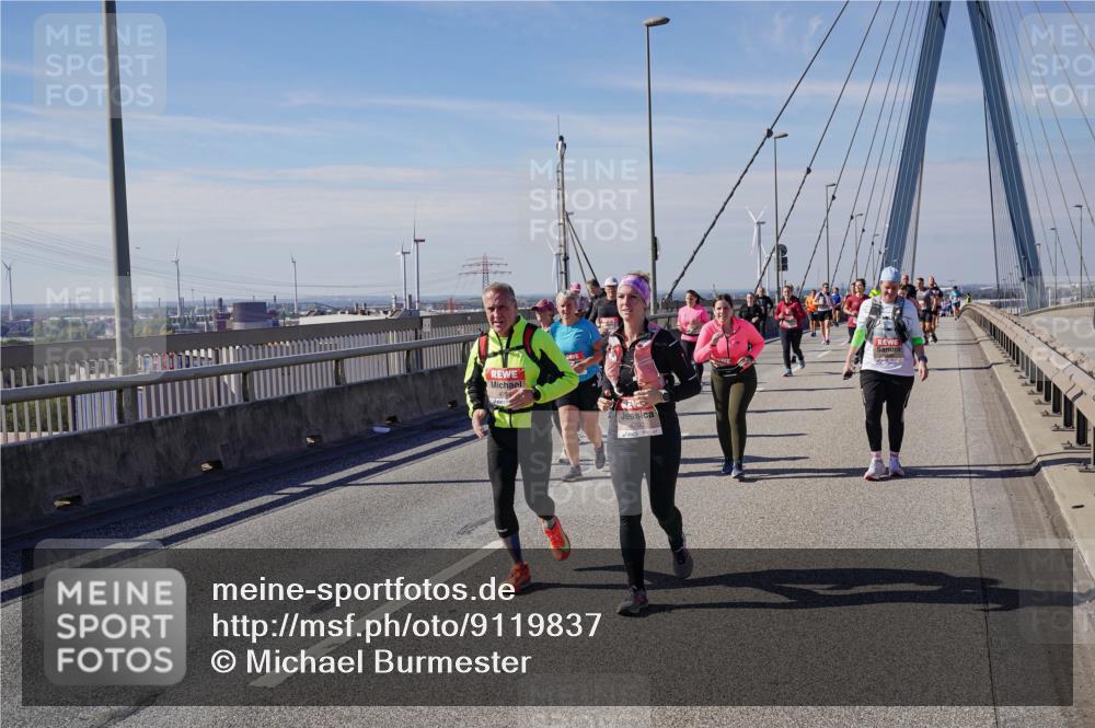 03.10.2025 - Köhlbrandbrückenlauf Michael Burmester http://msf.ph/oto/9119837 03.10.2025 13:01:06 Position 2  meine-sportfotos.de
