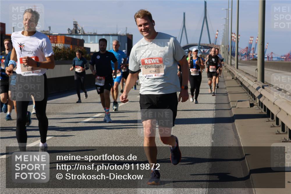 03.10.2025 - Köhlbrandbrückenlauf Strokosch-Dieckow http://msf.ph/oto/9119872 03.10.2025 12:57:39 Position 3 2013, 75, 4776, 4244 meine-sportfotos.de