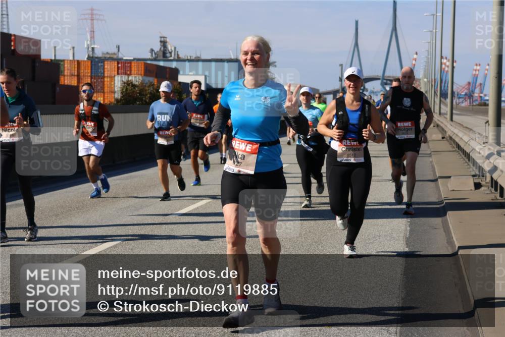 03.10.2025 - Köhlbrandbrückenlauf Strokosch-Dieckow http://msf.ph/oto/9119885 03.10.2025 12:57:43 Position 3 5, 6512 meine-sportfotos.de