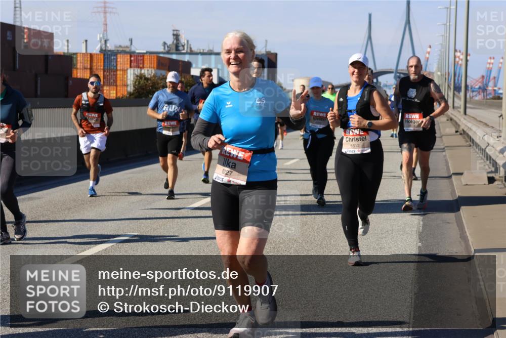 03.10.2025 - Köhlbrandbrückenlauf Strokosch-Dieckow http://msf.ph/oto/9119907 03.10.2025 12:57:43 Position 3 6227, 6512 meine-sportfotos.de