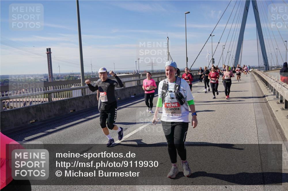 03.10.2025 - Köhlbrandbrückenlauf Michael Burmester http://msf.ph/oto/9119930 03.10.2025 13:01:11 Position 2 4438 meine-sportfotos.de