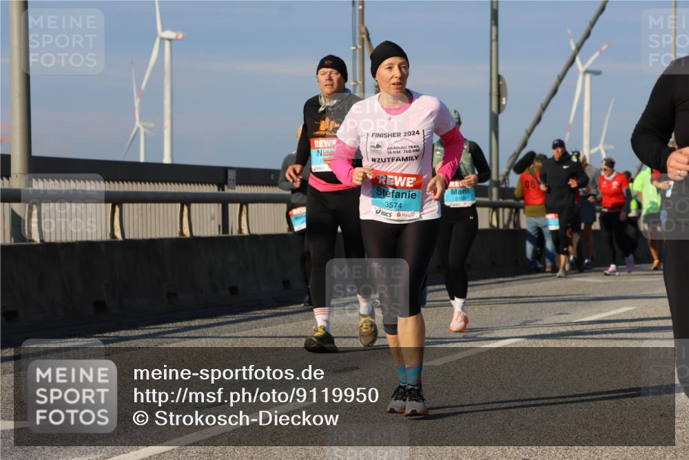 03.10.2025 - Köhlbrandbrückenlauf Strokosch-Dieckow http://msf.ph/oto/9119950 03.10.2025 09:54:14 Position 2 2024, 16, 760, 3574 meine-sportfotos.de