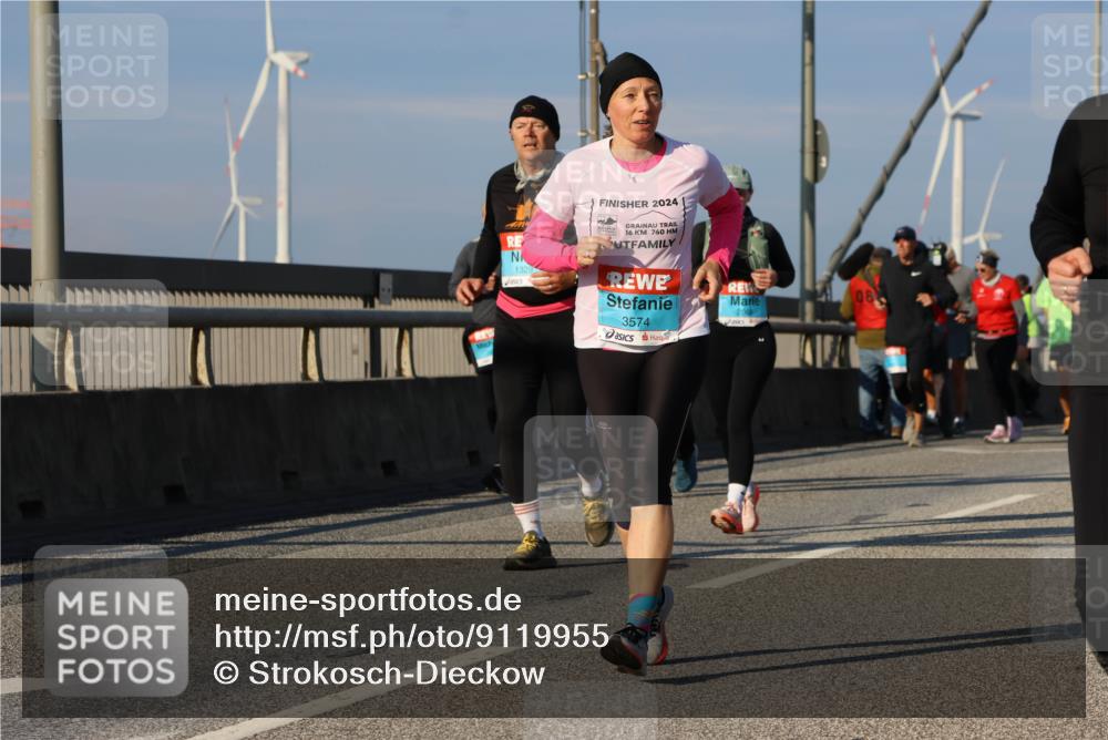 03.10.2025 - Köhlbrandbrückenlauf Strokosch-Dieckow http://msf.ph/oto/9119955 03.10.2025 09:54:14 Position 2 1329, 2024, 16, 760, 3574, 2068 meine-sportfotos.de