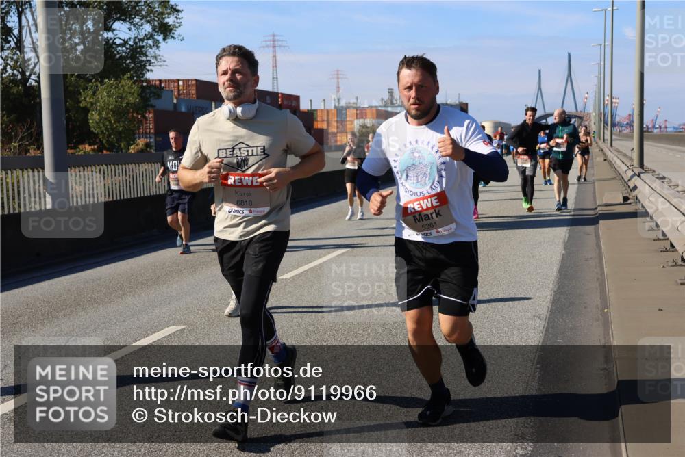 03.10.2025 - Köhlbrandbrückenlauf Strokosch-Dieckow http://msf.ph/oto/9119966 03.10.2025 12:57:49 Position 3 6818, 5261 meine-sportfotos.de