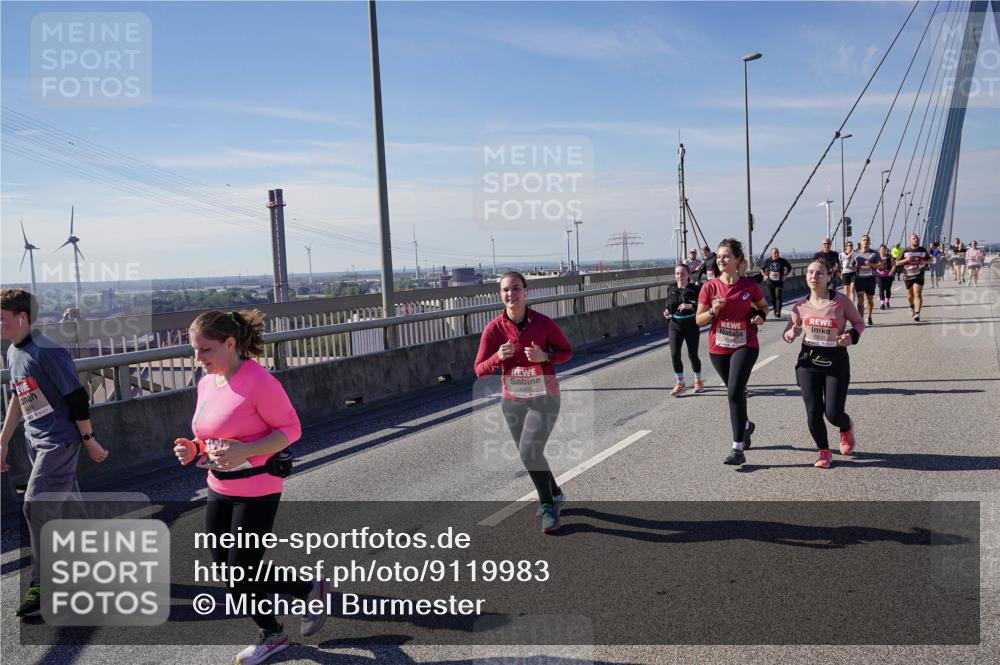 03.10.2025 - Köhlbrandbrückenlauf Michael Burmester http://msf.ph/oto/9119983 03.10.2025 13:01:13 Position 2 5515 meine-sportfotos.de