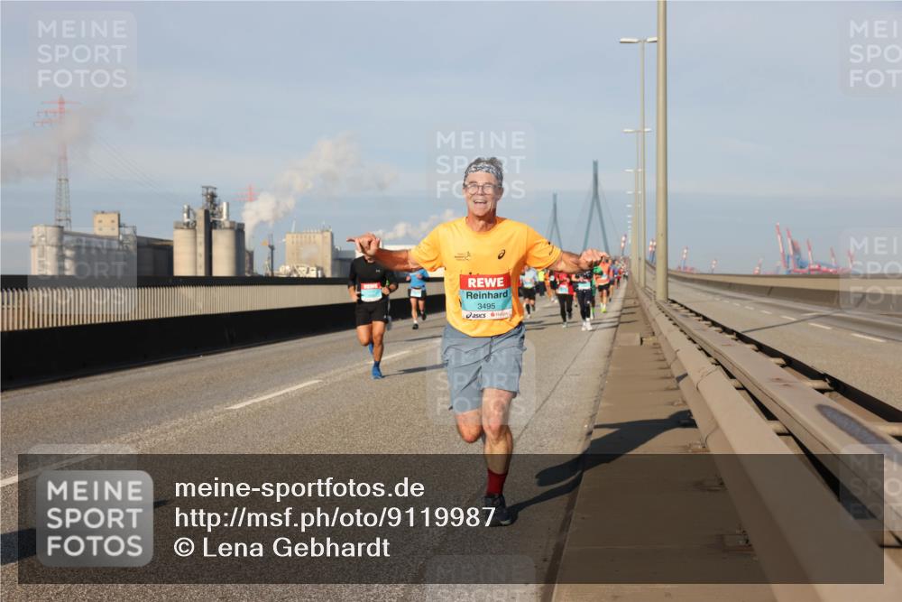 03.10.2025 - Köhlbrandbrückenlauf Lena Gebhardt http://msf.ph/oto/9119987 03.10.2025 09:45:49 Position 2 3495 meine-sportfotos.de