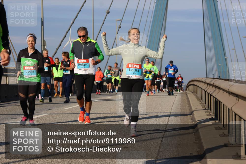 03.10.2025 - Köhlbrandbrückenlauf Strokosch-Dieckow http://msf.ph/oto/9119989 03.10.2025 09:54:18 Position 2 3619, 3620, 1954 meine-sportfotos.de