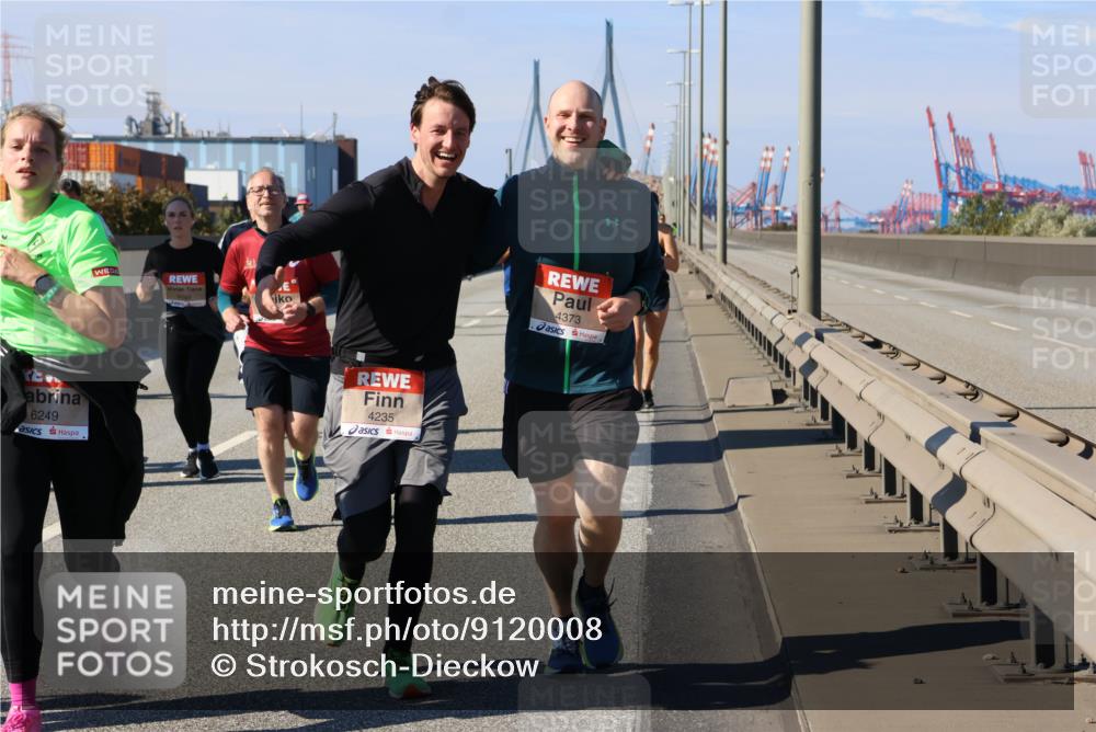 03.10.2025 - Köhlbrandbrückenlauf Strokosch-Dieckow http://msf.ph/oto/9120008 03.10.2025 12:57:53 Position 3 6249, 4193, 4235, 4373 meine-sportfotos.de