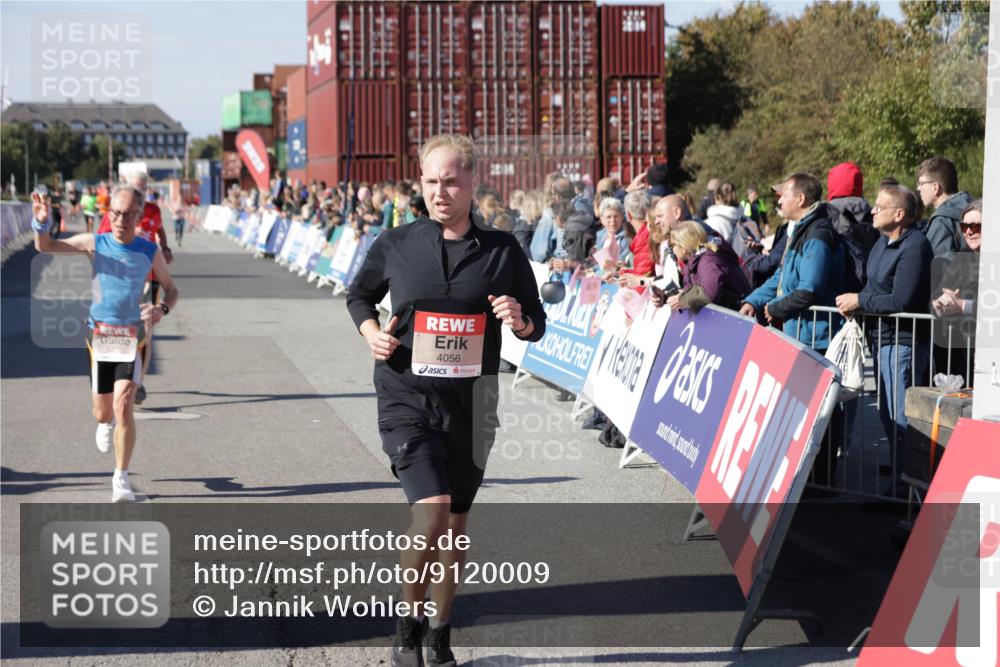 03.10.2025 - Köhlbrandbrückenlauf Jannik Wohlers http://msf.ph/oto/9120009 03.10.2025 13:04:04 Ziel 4056, 4127, 4349, 4372, 4480, 5098, 5447, 5721, 5950, 5958, 6315, 6392 meine-sportfotos.de