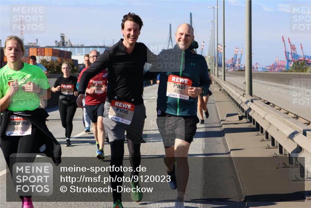 03.10.2025 - Köhlbrandbrückenlauf Strokosch-Dieckow http://msf.ph/oto/9120023 03.10.2025 12:57:53 Position 3 6249, 4235, 4373 meine-sportfotos.de