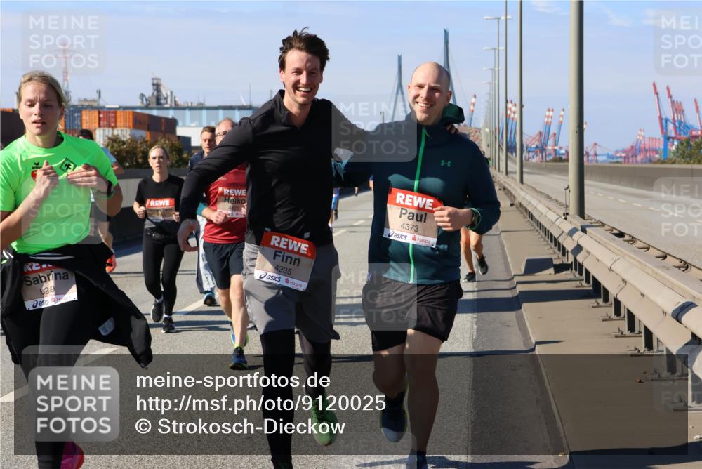 03.10.2025 - Köhlbrandbrückenlauf Strokosch-Dieckow http://msf.ph/oto/9120025 03.10.2025 12:57:53 Position 3 6249, 4235, 4373 meine-sportfotos.de