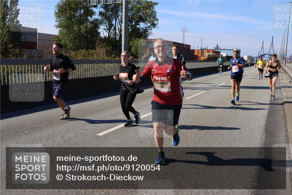 03.10.2025 - Köhlbrandbrückenlauf Strokosch-Dieckow http://msf.ph/oto/9120054 03.10.2025 12:57:57 Position 3 4421 meine-sportfotos.de