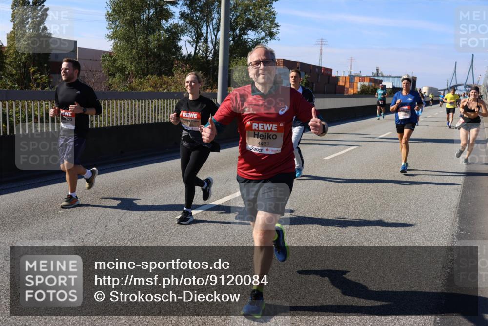 03.10.2025 - Köhlbrandbrückenlauf Strokosch-Dieckow http://msf.ph/oto/9120084 03.10.2025 12:57:57 Position 3 4421 meine-sportfotos.de
