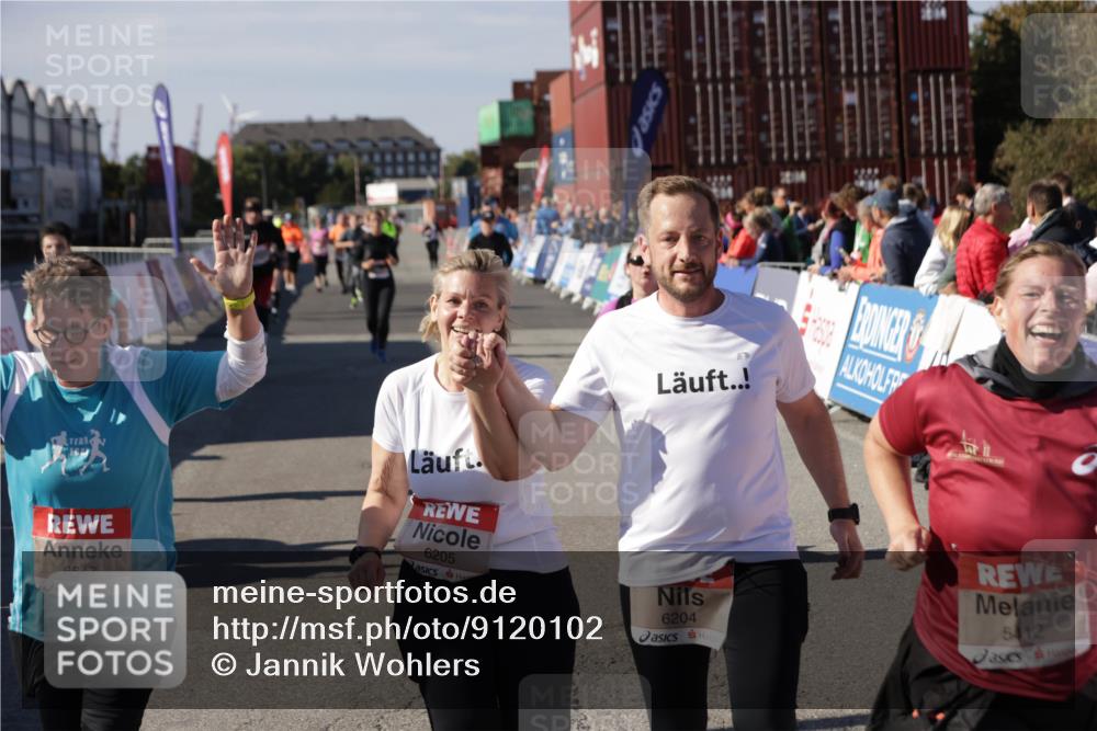 03.10.2025 - Köhlbrandbrückenlauf Jannik Wohlers http://msf.ph/oto/9120102 03.10.2025 13:35:18 Ziel 4886, 5279, 5360, 5412, 5548, 5575, 6204, 6205, 6265, 6358, 6547 meine-sportfotos.de