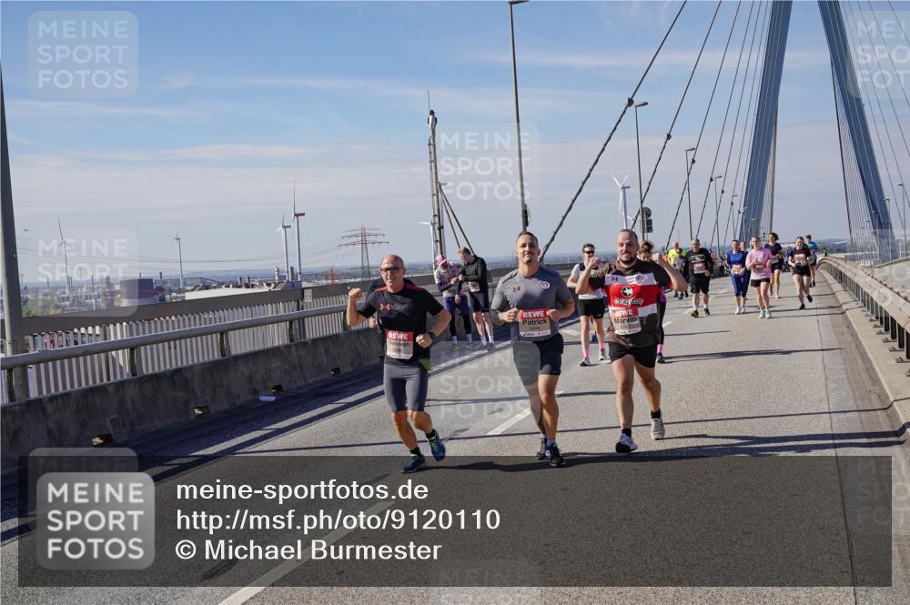 03.10.2025 - Köhlbrandbrückenlauf Michael Burmester http://msf.ph/oto/9120110 03.10.2025 13:01:17 Position 2  meine-sportfotos.de