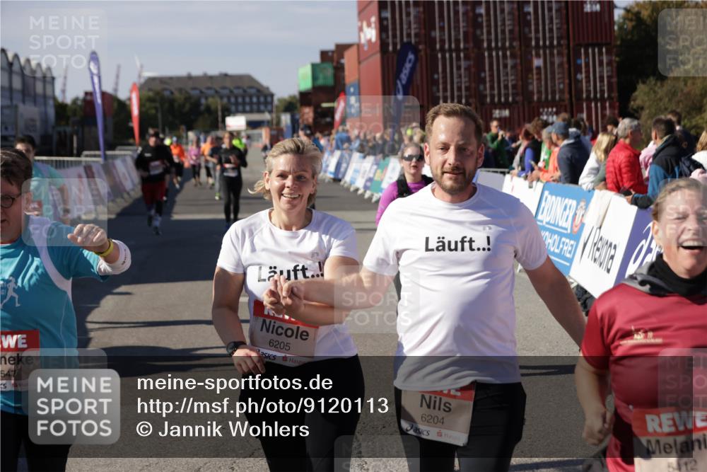 03.10.2025 - Köhlbrandbrückenlauf Jannik Wohlers http://msf.ph/oto/9120113 03.10.2025 13:35:18 Ziel 4886, 5279, 5360, 5412, 5548, 5575, 6204, 6205, 6265, 6358, 6547 meine-sportfotos.de