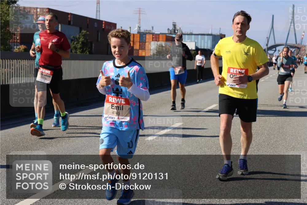 03.10.2025 - Köhlbrandbrückenlauf Strokosch-Dieckow http://msf.ph/oto/9120131 03.10.2025 12:58:03 Position 3 5802, 4745 meine-sportfotos.de