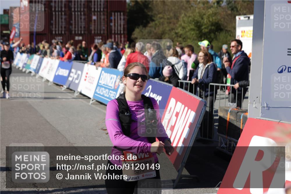 03.10.2025 - Köhlbrandbrückenlauf Jannik Wohlers http://msf.ph/oto/9120149 03.10.2025 13:35:20 Ziel 4434, 4886, 4949, 5279, 5360, 5412, 5548, 5575, 6204, 6205, 6358, 6547 meine-sportfotos.de