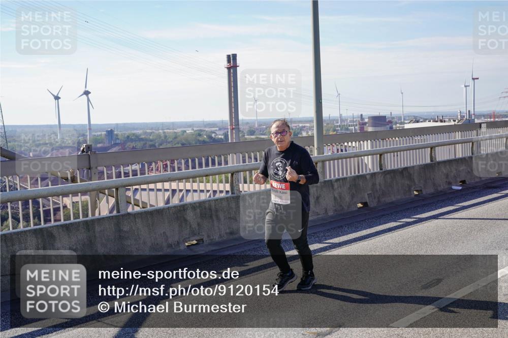 03.10.2025 - Köhlbrandbrückenlauf Michael Burmester http://msf.ph/oto/9120154 03.10.2025 13:01:21 Position 2 6103 meine-sportfotos.de