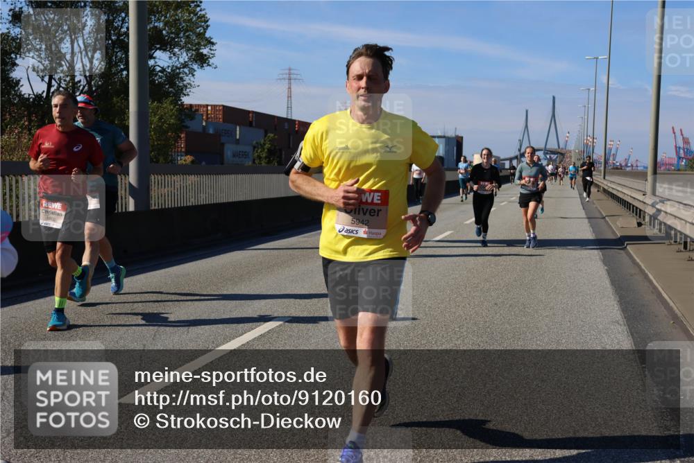 03.10.2025 - Köhlbrandbrückenlauf Strokosch-Dieckow http://msf.ph/oto/9120160 03.10.2025 12:58:04 Position 3 5802, 5942 meine-sportfotos.de