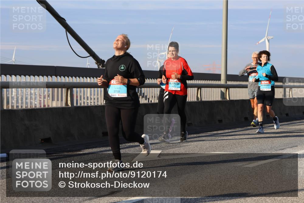 03.10.2025 - Köhlbrandbrückenlauf Strokosch-Dieckow http://msf.ph/oto/9120174 03.10.2025 09:54:43 Position 2 3759, 3029, 2119 meine-sportfotos.de