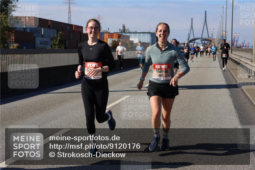 03.10.2025 - Köhlbrandbrückenlauf Strokosch-Dieckow http://msf.ph/oto/9120176 03.10.2025 12:58:07 Position 3 4642 meine-sportfotos.de