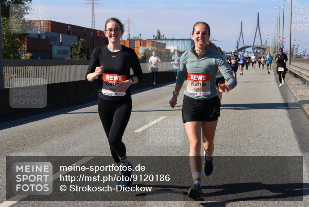 03.10.2025 - Köhlbrandbrückenlauf Strokosch-Dieckow http://msf.ph/oto/9120186 03.10.2025 12:58:07 Position 3 4888, 4642 meine-sportfotos.de