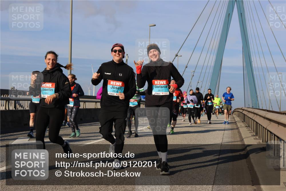 03.10.2025 - Köhlbrandbrückenlauf Strokosch-Dieckow http://msf.ph/oto/9120201 03.10.2025 09:54:45 Position 2 1992, 13, 2616, 2617 meine-sportfotos.de