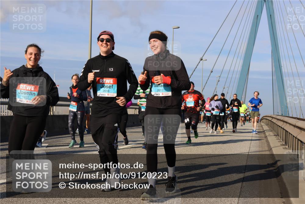 03.10.2025 - Köhlbrandbrückenlauf Strokosch-Dieckow http://msf.ph/oto/9120223 03.10.2025 09:54:46 Position 2 1992, 13, 2616, 2617 meine-sportfotos.de