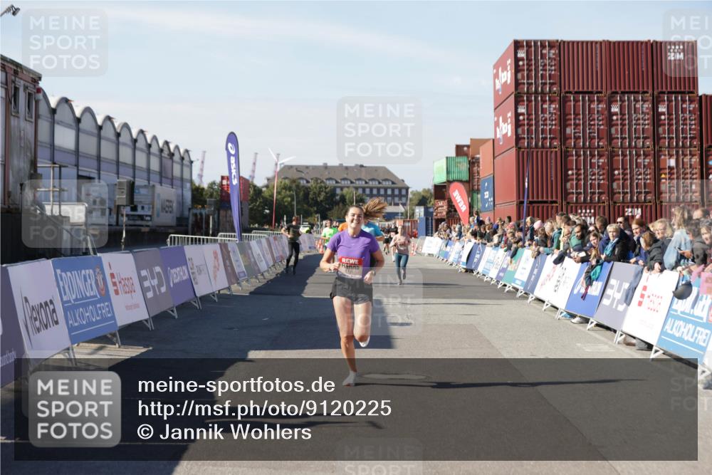 03.10.2025 - Köhlbrandbrückenlauf Jannik Wohlers http://msf.ph/oto/9120225 03.10.2025 13:04:10 Ziel 4056, 4372, 4480, 5721, 5958, 6038, 6523 meine-sportfotos.de