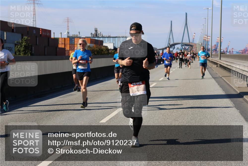 03.10.2025 - Köhlbrandbrückenlauf Strokosch-Dieckow http://msf.ph/oto/9120237 03.10.2025 12:58:14 Position 3  meine-sportfotos.de