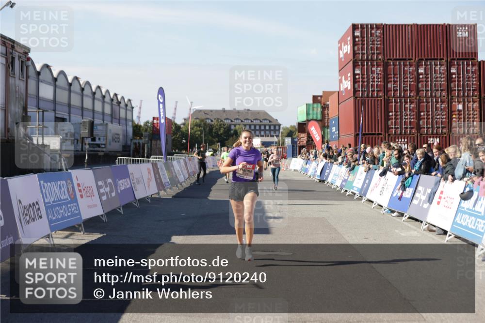 03.10.2025 - Köhlbrandbrückenlauf Jannik Wohlers http://msf.ph/oto/9120240 03.10.2025 13:04:10 Ziel 4056, 4372, 4480, 5721, 5958, 6038, 6523 meine-sportfotos.de