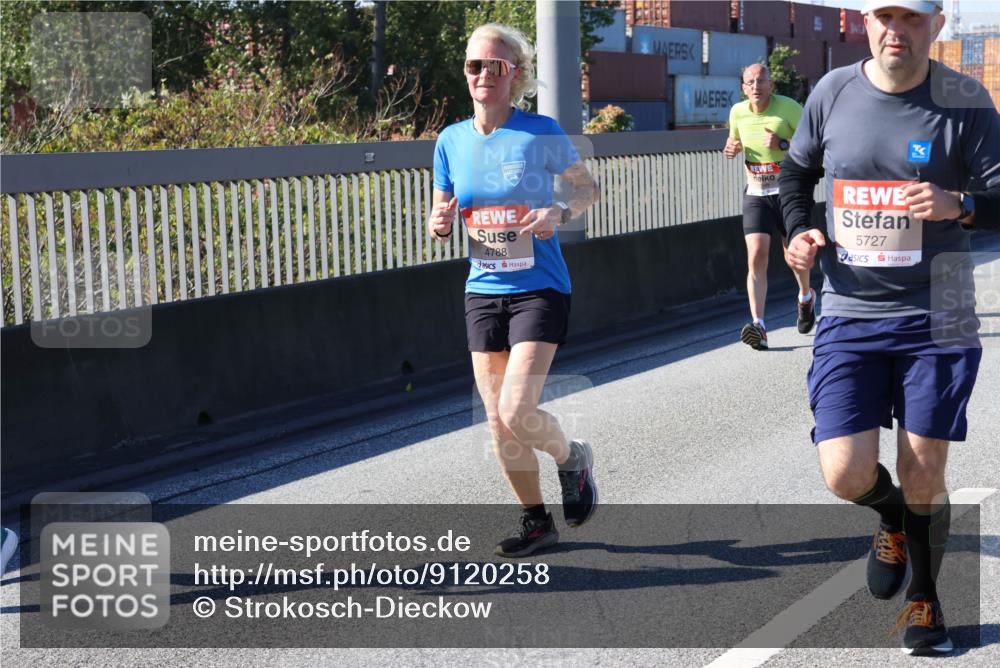 03.10.2025 - Köhlbrandbrückenlauf Strokosch-Dieckow http://msf.ph/oto/9120258 03.10.2025 12:58:17 Position 3 4788, 5727 meine-sportfotos.de