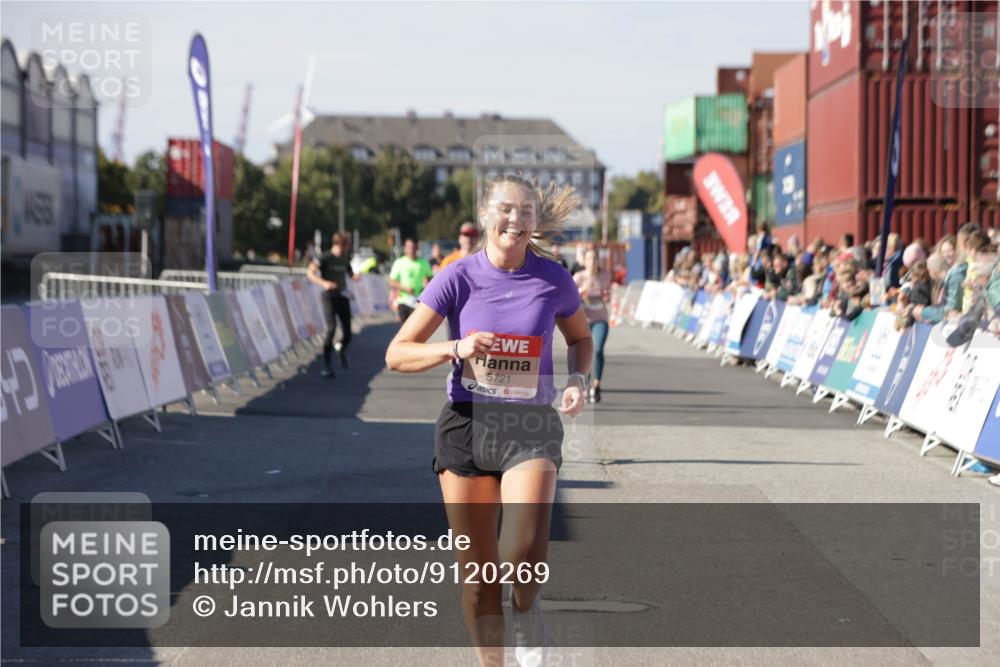 03.10.2025 - Köhlbrandbrückenlauf Jannik Wohlers http://msf.ph/oto/9120269 03.10.2025 13:04:10 Ziel 4056, 4372, 4480, 5721, 5958, 6038, 6523 meine-sportfotos.de