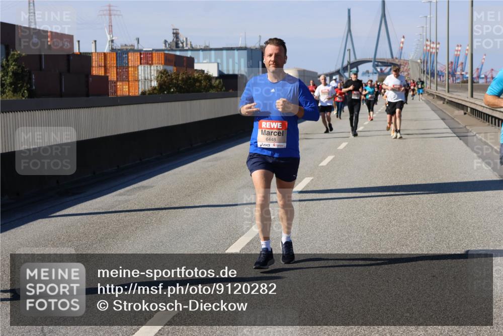 03.10.2025 - Köhlbrandbrückenlauf Strokosch-Dieckow http://msf.ph/oto/9120282 03.10.2025 12:58:21 Position 3 6448 meine-sportfotos.de
